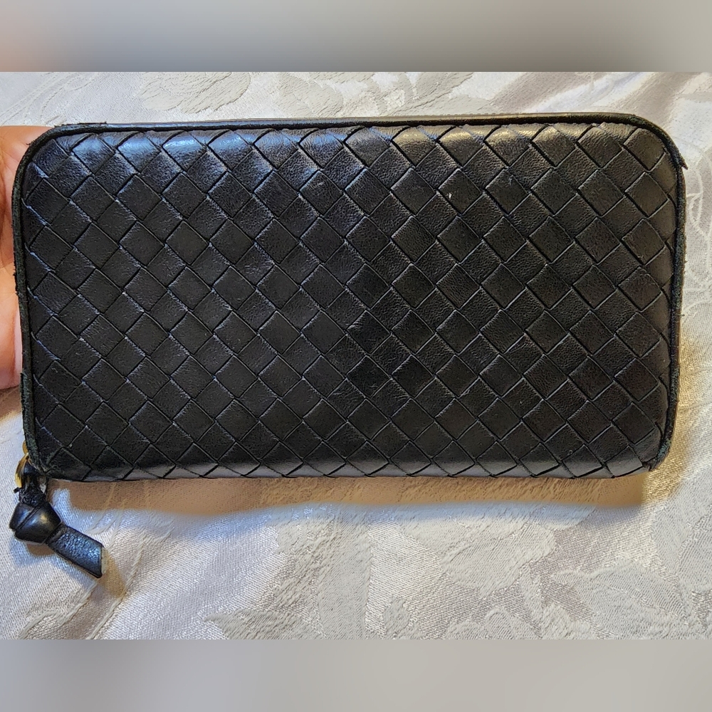 Bottega Veneta Black Woven Wallet